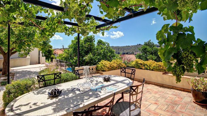 Image No.28-4 Bed House for sale