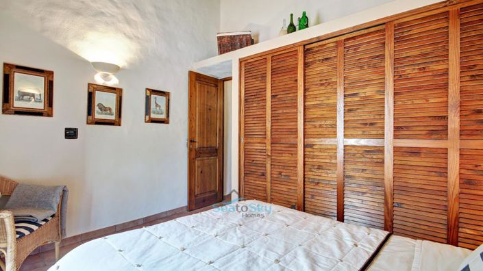 Image No.38-4 Bed House for sale