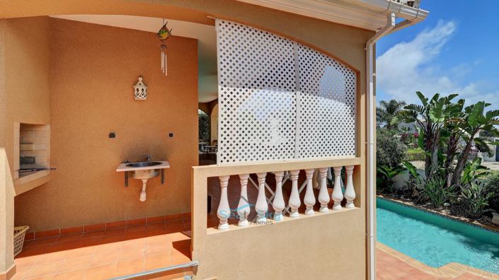 Image No.19-3 Bed House for sale