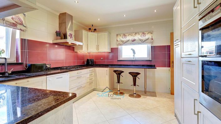 Image No.23-3 Bed House for sale