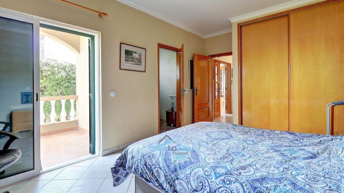 Image No.27-3 Bed House for sale