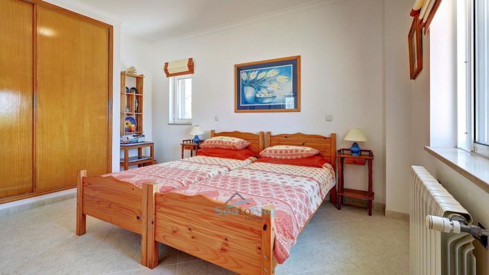 Image No.41-3 Bed House for sale