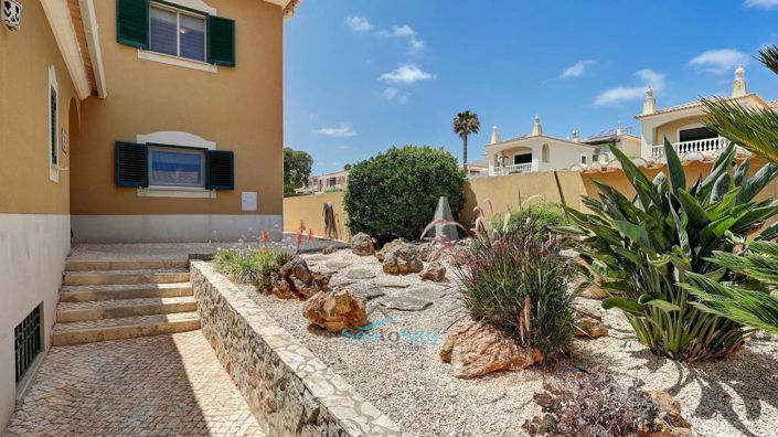 Image No.50-3 Bed House for sale