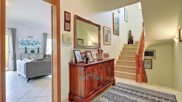 Image No.9-3 Bed House for sale