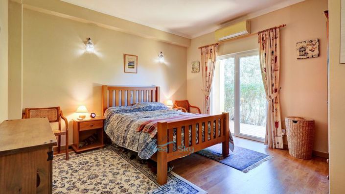 Image No.38-3 Bed House for sale