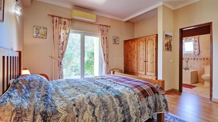 Image No.40-3 Bed House for sale