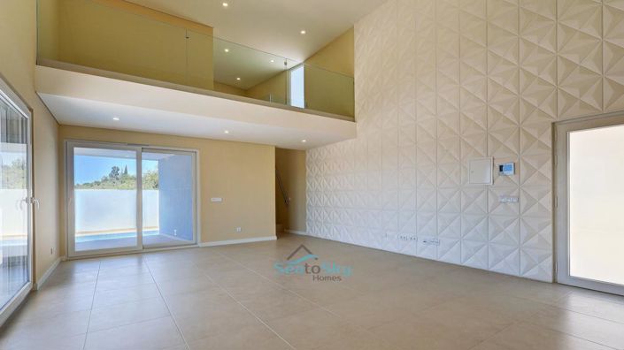 Image No.22-3 Bed House for sale