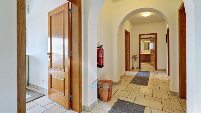 Image No.34-5 Bed House for sale