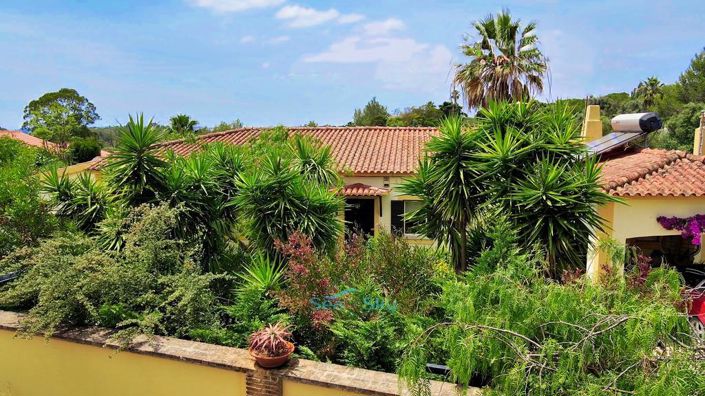 Image No.9-4 Bed House for sale