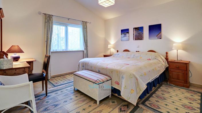 Image No.38-5 Bed House for sale