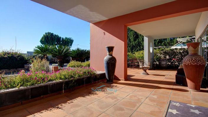 Image No.13-6 Bed House for sale