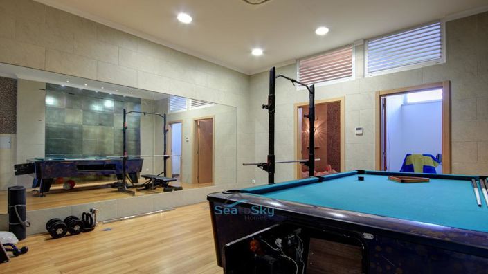 Image No.60-6 Bed House for sale