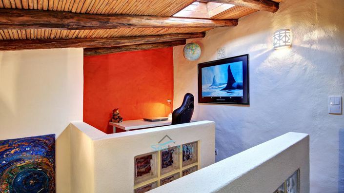 Image No.44-4 Bed House for sale