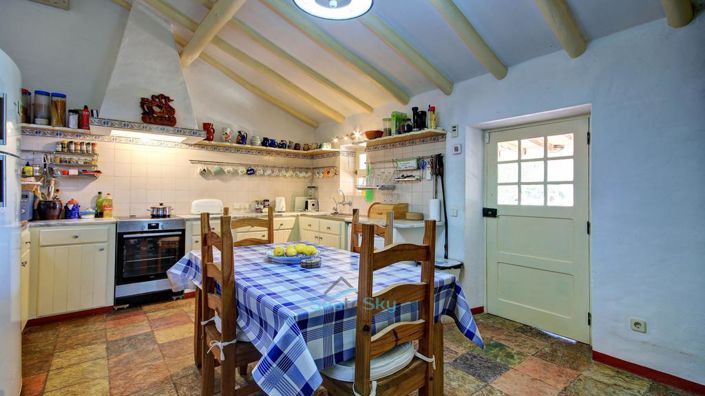 Image No.32-3 Bed House for sale