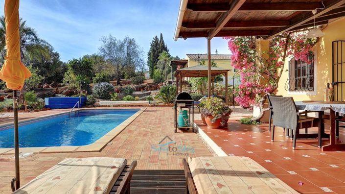 Image No.21-5 Bed House for sale