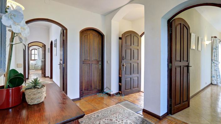 Image No.28-5 Bed House for sale