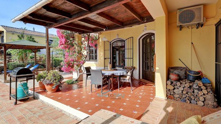 Image No.45-5 Bed House for sale