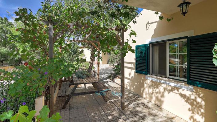 Image No.25-3 Bed House for sale