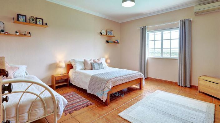 Image No.33-3 Bed House for sale