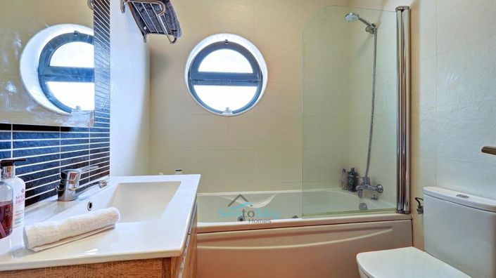 Image No.29-3 Bed Apartment for sale