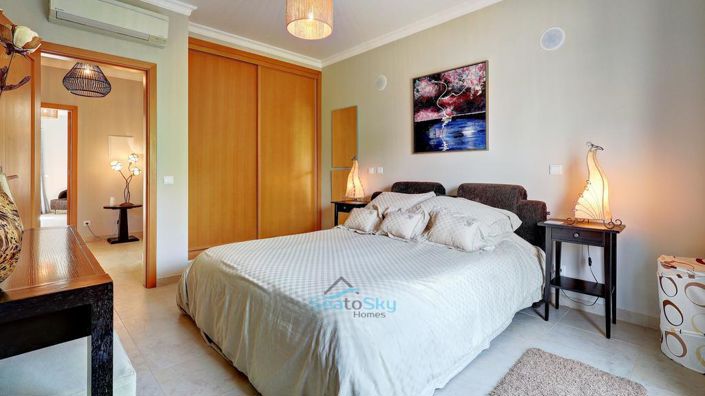 Image No.30-3 Bed Apartment for sale