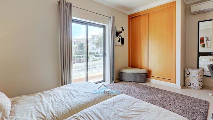 Image No.33-3 Bed Apartment for sale