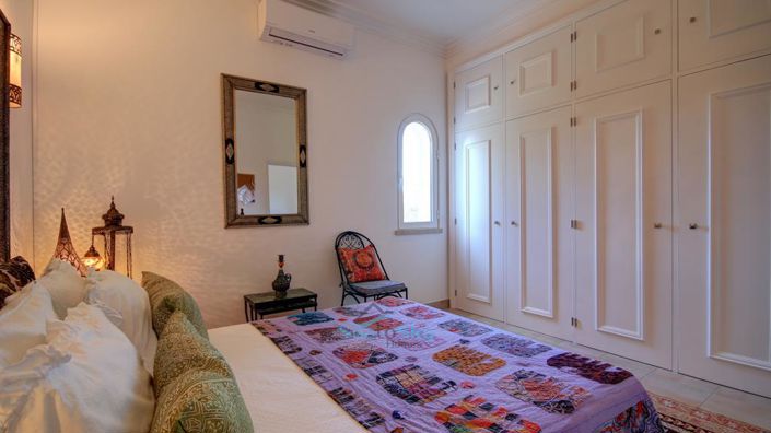 Image No.32-5 Bed House for sale