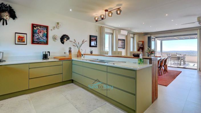 Image No.35-4 Bed House for sale