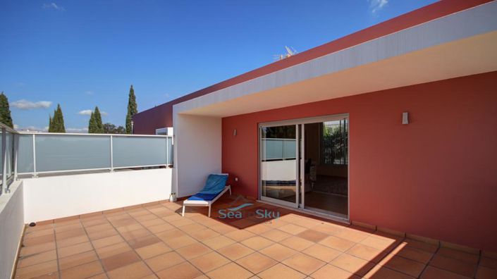 Image No.28-6 Bed House for sale