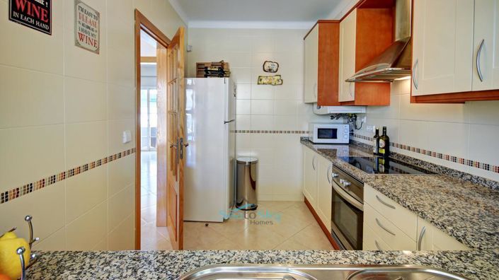 Image No.20-2 Bed House for sale