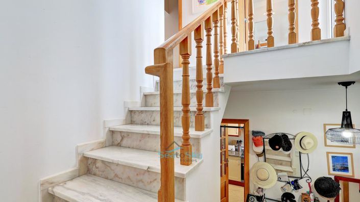 Image No.22-2 Bed House for sale