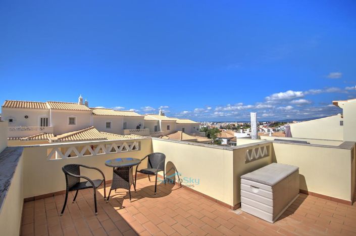 Image No.32-2 Bed House for sale