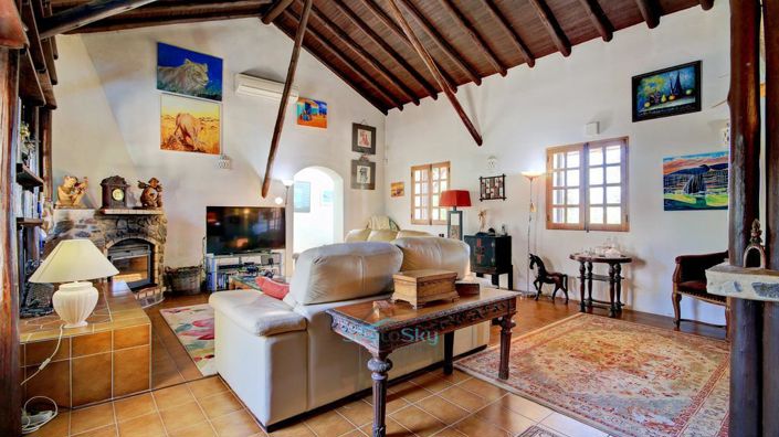 Image No.24-3 Bed House for sale