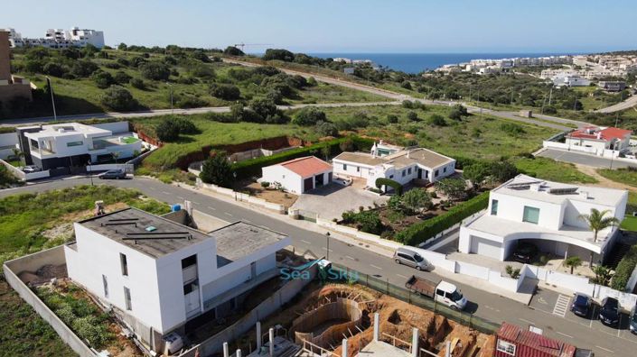 Image No.5-4 Bed House for sale