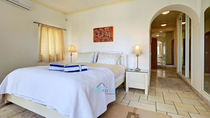 Image No.38-5 Bed House for sale