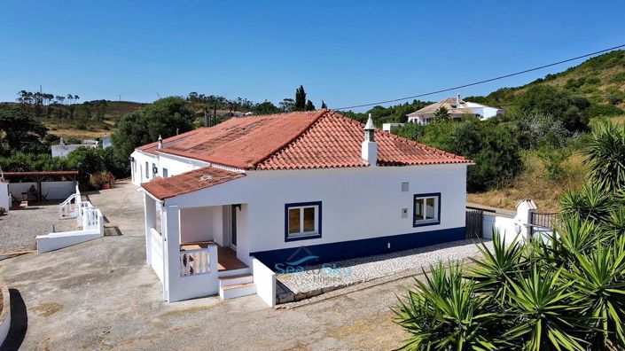 Image No.6-5 Bed House for sale