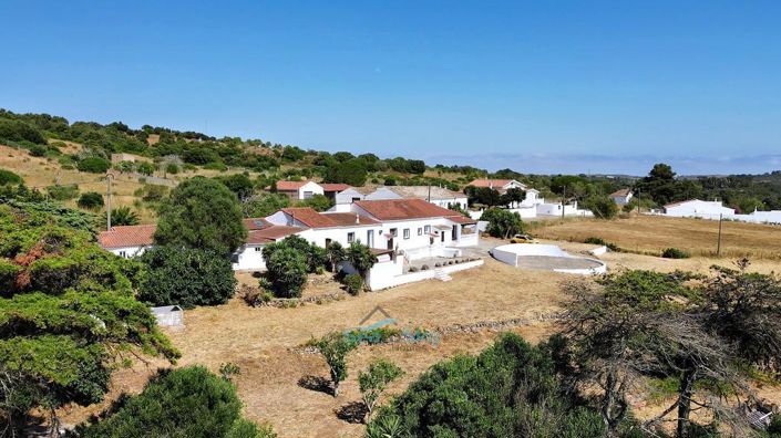 Image No.58-5 Bed House for sale