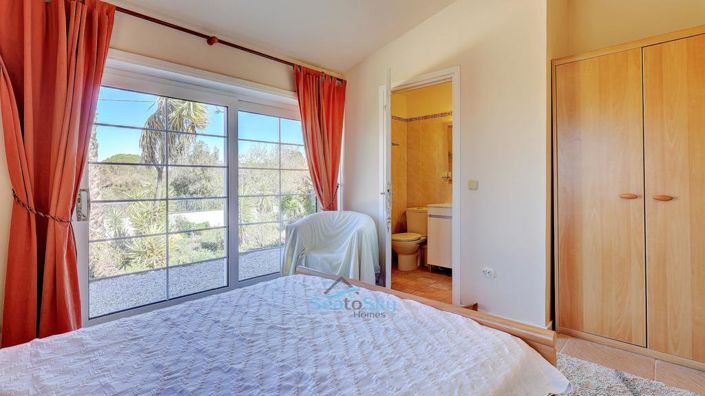 Image No.51-5 Bed House for sale