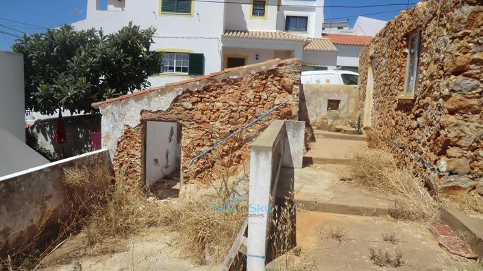 Image No.23-2 Bed House for sale