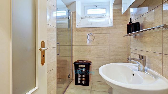 Image No.43-3 Bed House for sale