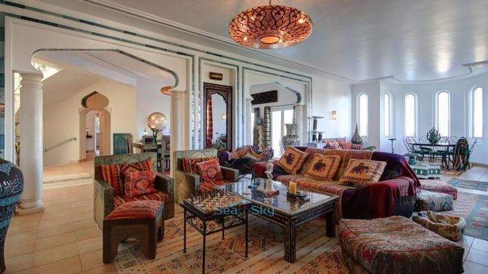 Image No.25-5 Bed House for sale