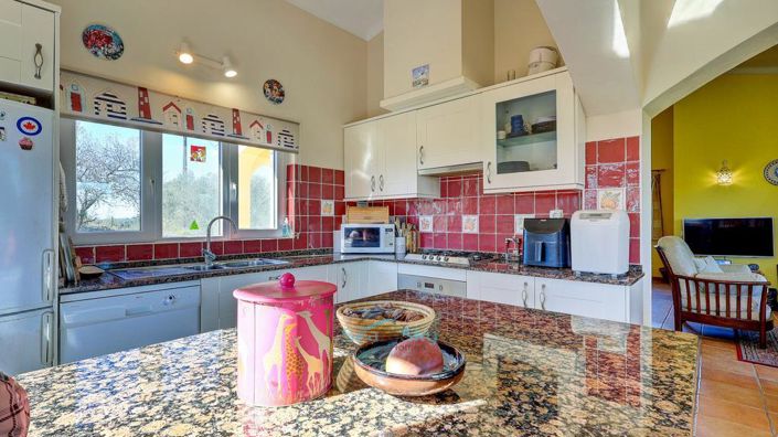 Image No.24-3 Bed House for sale