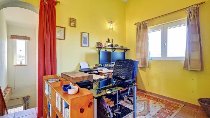 Image No.28-3 Bed House for sale