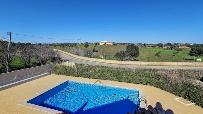 Image No.36-4 Bed House for sale