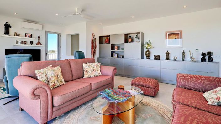 Image No.24-4 Bed House for sale