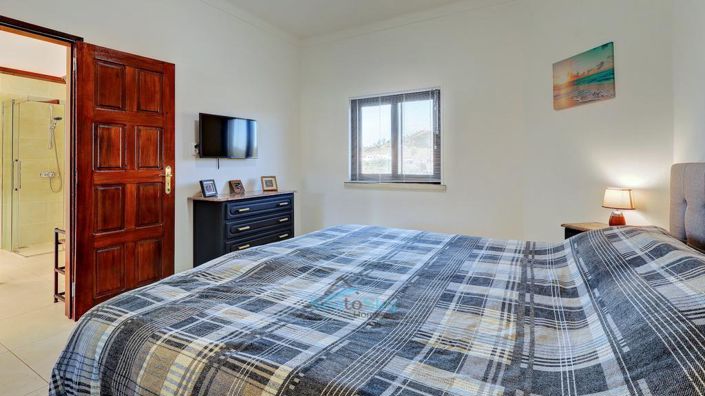 Image No.33-3 Bed House for sale