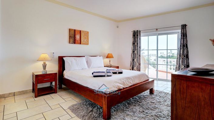 Image No.49-5 Bed House for sale