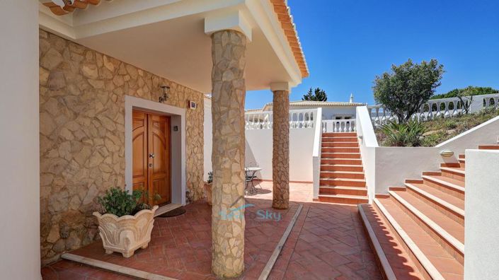 Image No.7-5 Bed House for sale