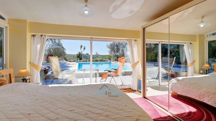 Image No.26-5 Bed House for sale