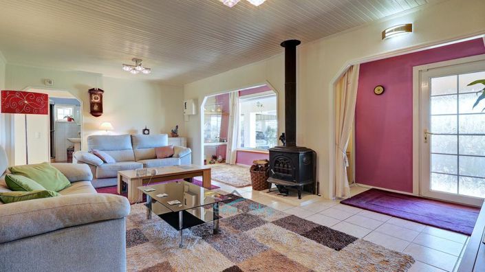 Image No.10-5 Bed House for sale